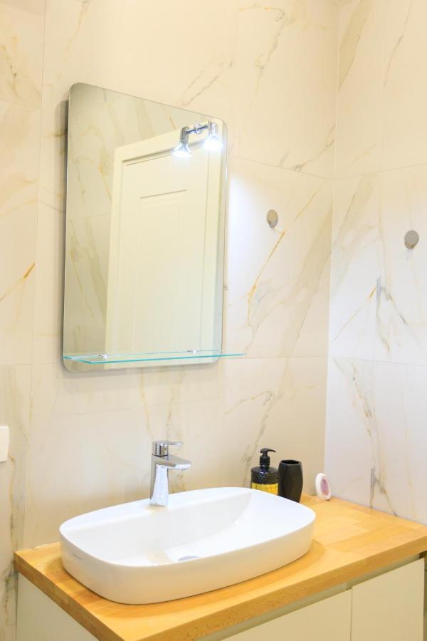 Kler Apartments City Center 티라나 외부 사진
